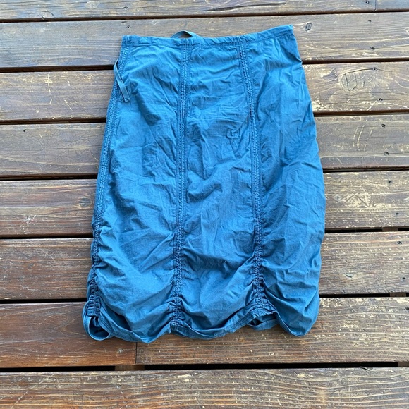 Cut loose blue drawstring skirt - Picture 4 of 4